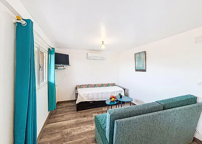 La Jean By Interhome Saint Aygulf